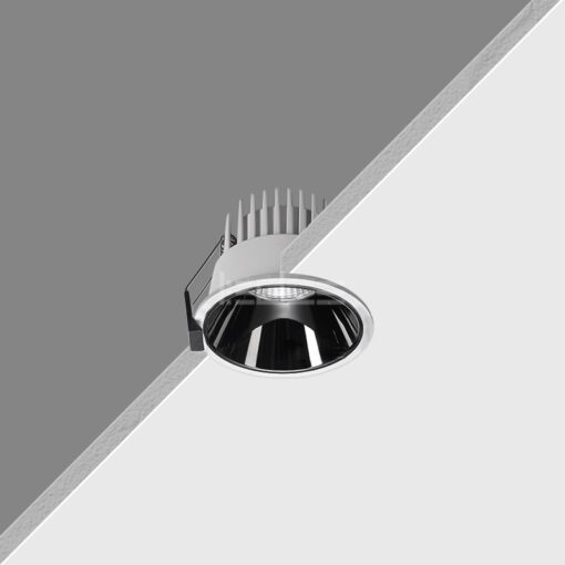 RS045B 6