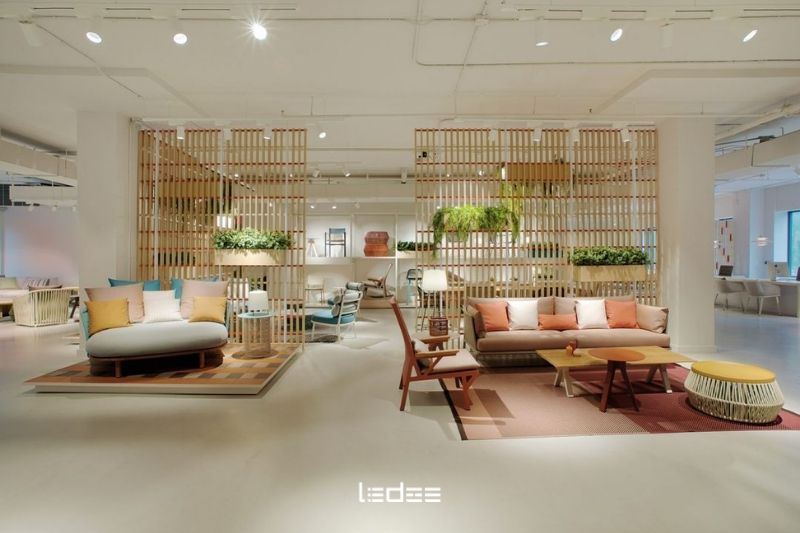 Bố trí đèn chiếu sáng cửa hàng để sản phẩm luôn nổi bật 7 Bố trí đèn chiếu sáng cửa hàng nội thất